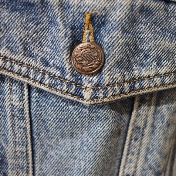 Disney Store Vintage Denim Mickey Mouse Jean Vest Large Y2K Embroidered Jacket - Picture 11 of 16